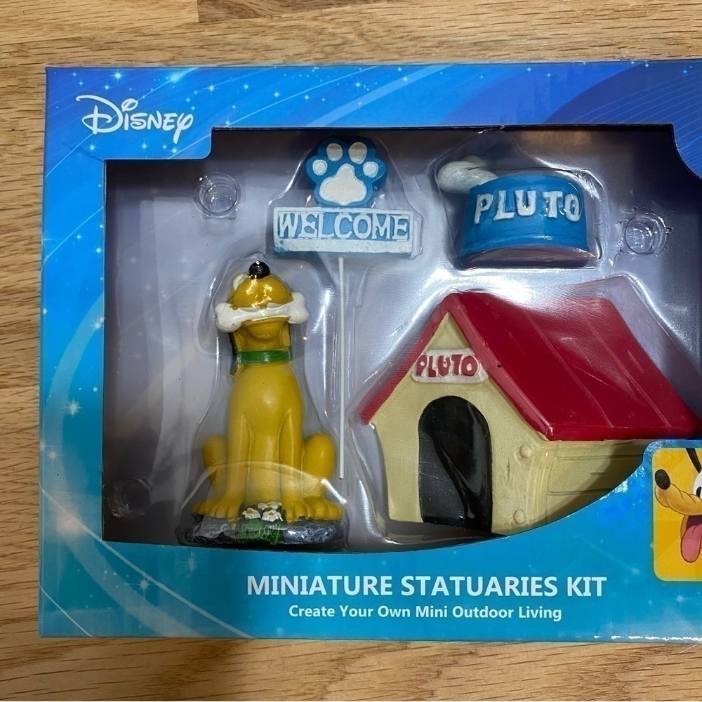 Disney Pluto Miniatures Statues Outdoor Living Dog Garden Ceramic NEW